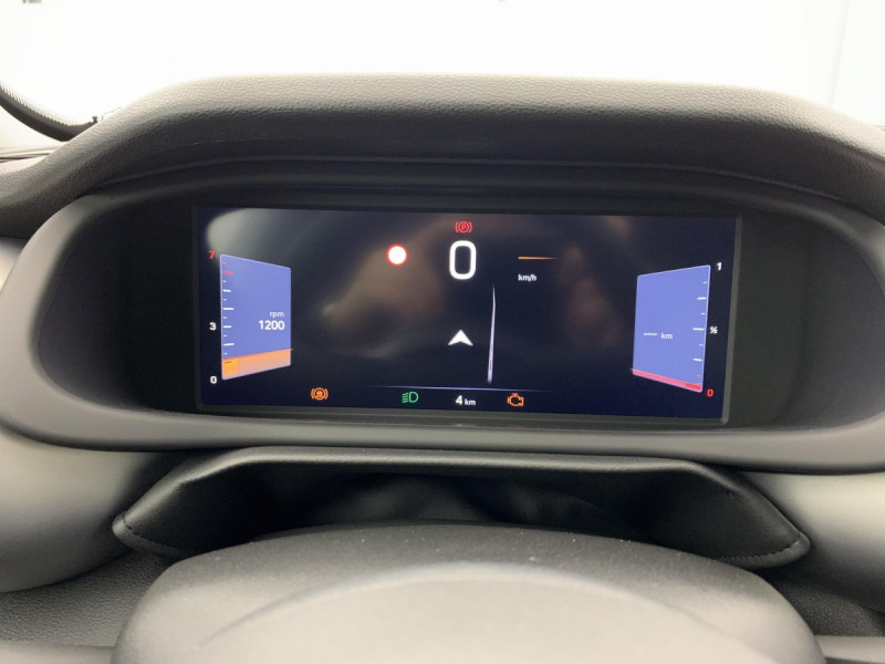 Photo 25 de l'offre de Jeep Avenger 1.2 Turbo T3 100 ch Summit à 23998€ chez Carlyss automobiles Vitré