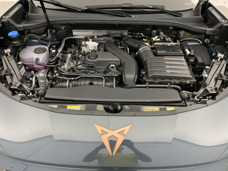 Photo 16 de l'offre de Cupra Terramar 1.5 eTSI Hybrid 150 ch DSG7 V à 35998€ chez Carlyss automobiles Vitré