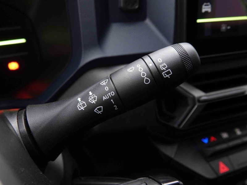 Photo 17 de l'offre de DACIA DUSTER 1.2 Mild Hybrid 130 Expression à 25198€ chez Carlyss automobiles Vitré