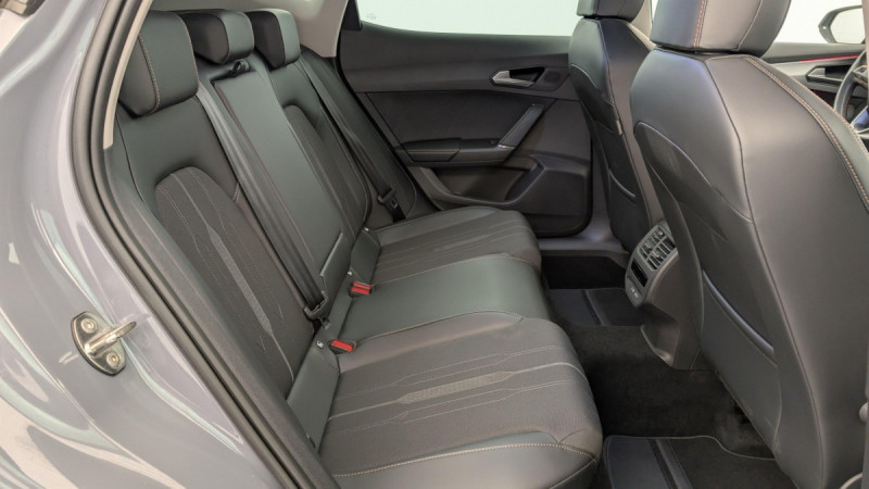 Photo 10 de l'offre de CUPRA Formentor 1.4 e-HYBRID 204 ch DSG6 V à 28088€ chez Carlyss automobiles Vitré