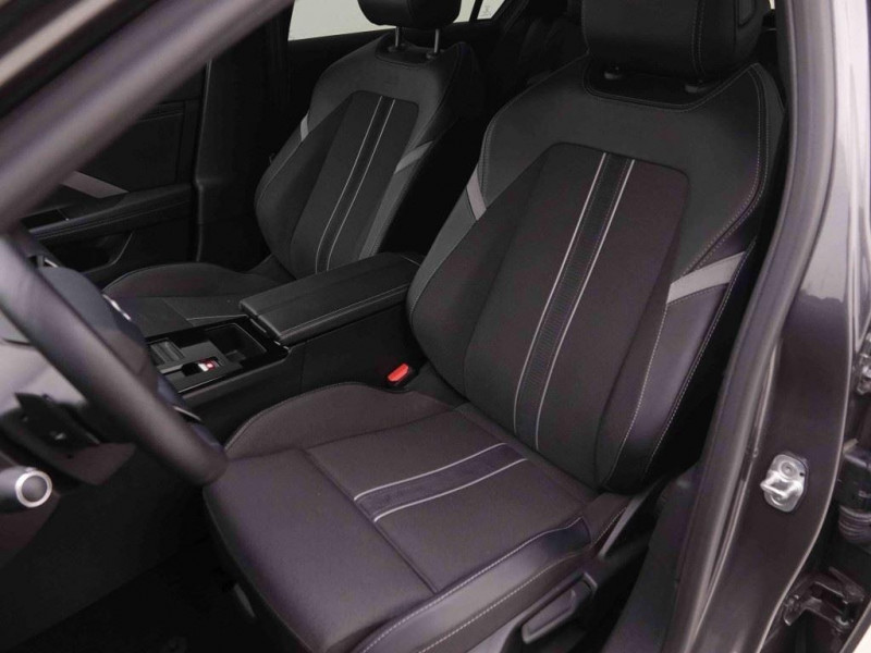 Photo 7 de l'offre de OPEL Astra 1.5 TURBO D 130 BVA8 GS LINE à 25198€ chez Carlyss automobiles Vitré