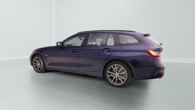 Photo 2 de l'offre de Bmw 3 330e 292 PHEV Touring Sport à 37093€ chez Carlyss automobiles Vitré