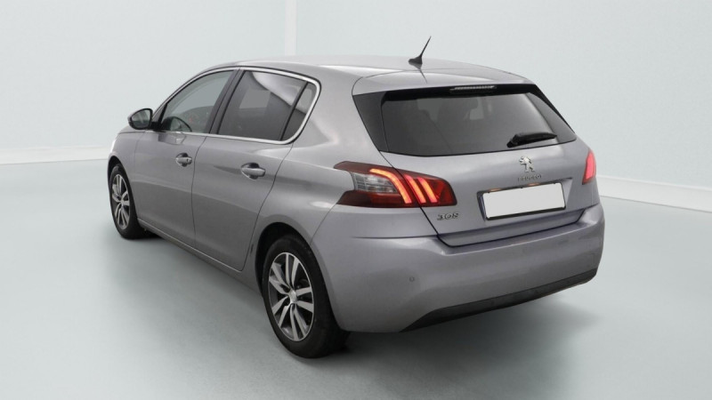 Photo 5 de l'offre de PEUGEOT 308 PureTech 130ch S&S EAT8 Allure à 15598€ chez Carlyss automobiles Vitré