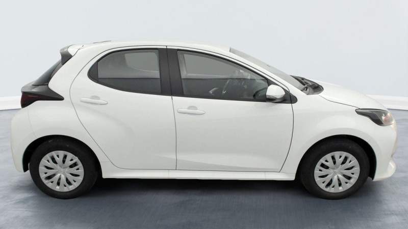 Photo 8 de l'offre de TOYOTA YARIS HYBRIDE 116h Dynamic à 19998€ chez Carlyss automobiles Vitré