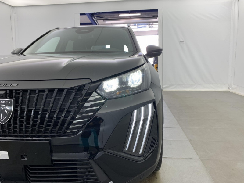 Photo 20 de l'offre de PEUGEOT 2008 Hybrid 145 e-DCS6 Allure à 24998€ chez Carlyss automobiles Vitré