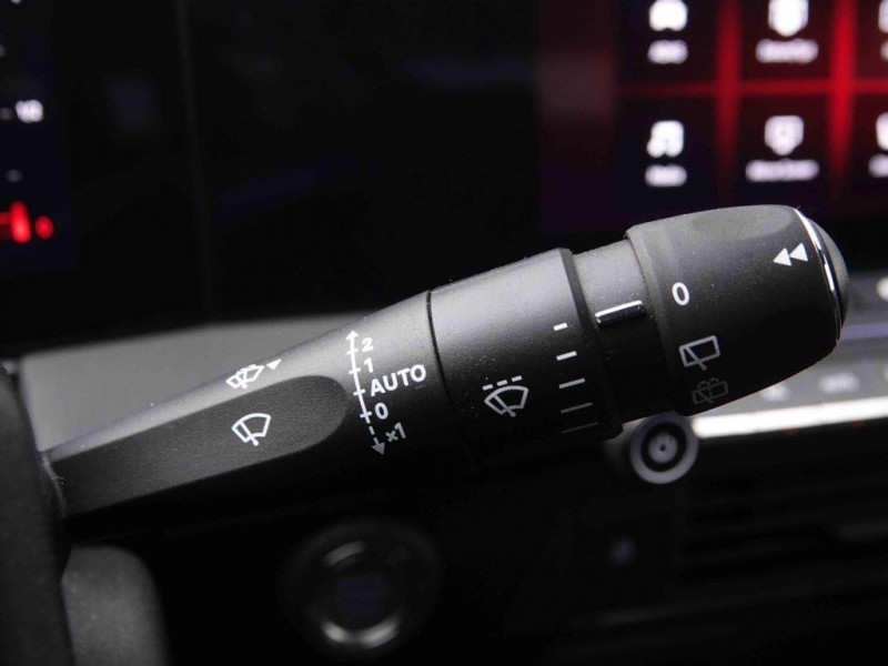 Photo 18 de l'offre de OPEL Astra 1.5 TURBO D 130 BVA8 GS LINE à 25198€ chez Carlyss automobiles Vitré