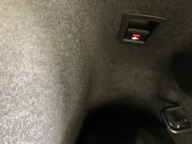 Photo 22 de l'offre de AUDI Q3 Sportback 35 TDI 150 ch S tronic 7 S line à 47998€ chez Carlyss automobiles Vitré