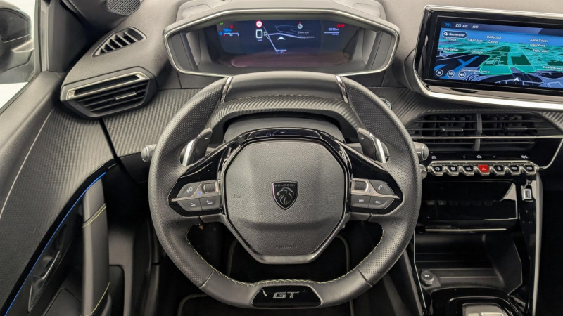 Photo 14 de l'offre de PEUGEOT 208 Hybrid 136 e-DCS6 GT à 21505€ chez Carlyss automobiles Vitré