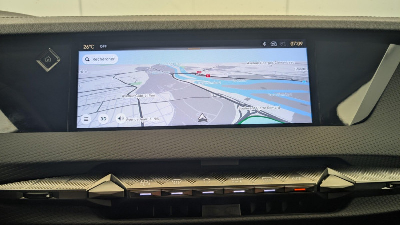 Photo 17 de l'offre de DS DS4 PureTech 130 EAT8 Rivoli à 25317€ chez Carlyss automobiles Vitré