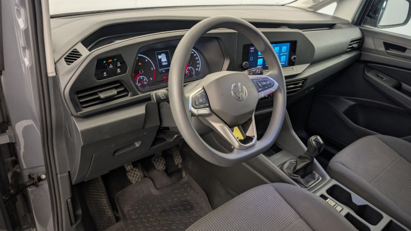 Photo 12 de l'offre de Volkswagen Caddy Cargo 2.0 TDI 102 BVM6 BUSINESS à 19166€ chez Carlyss automobiles Vitré