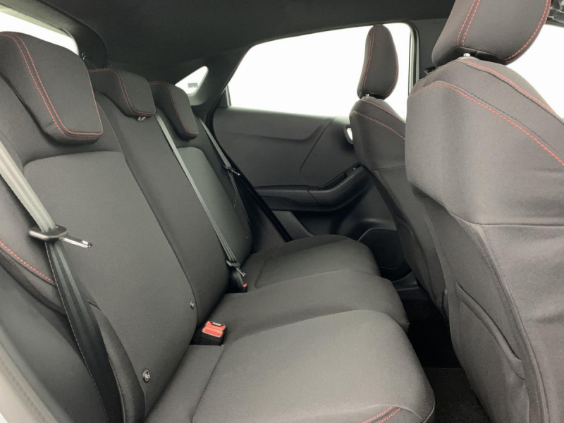 Photo 8 de l'offre de FORD PUMA 1.0 EcoBoost 125 ch mHEV S&S Powershift ST-Line à 23558€ chez Carlyss automobiles Vitré