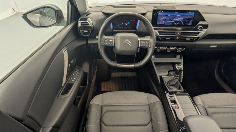 Photo 13 de l'offre de CITROEN C4 PureTech 130 S&S BVM6 Shine à 15804€ chez Carlyss automobiles Vitré