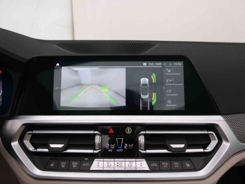 Photo 13 de l'offre de Bmw 4 420i 184 Cabrio Steptronic M-Pack à 54098€ chez Carlyss automobiles Vitré