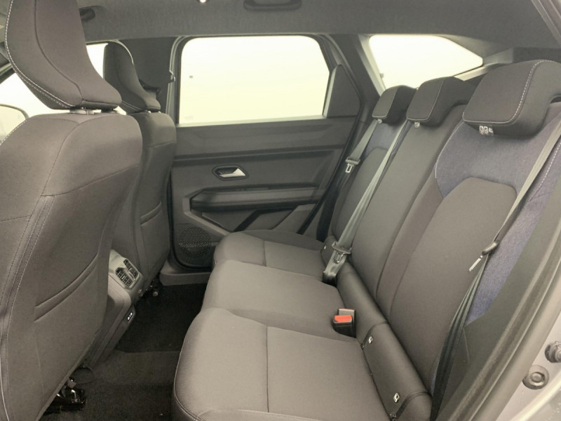 Photo 16 de l'offre de Dacia BIGSTER Mild Hybrid 130 4x4 Expression à 28598€ chez Carlyss automobiles Vitré