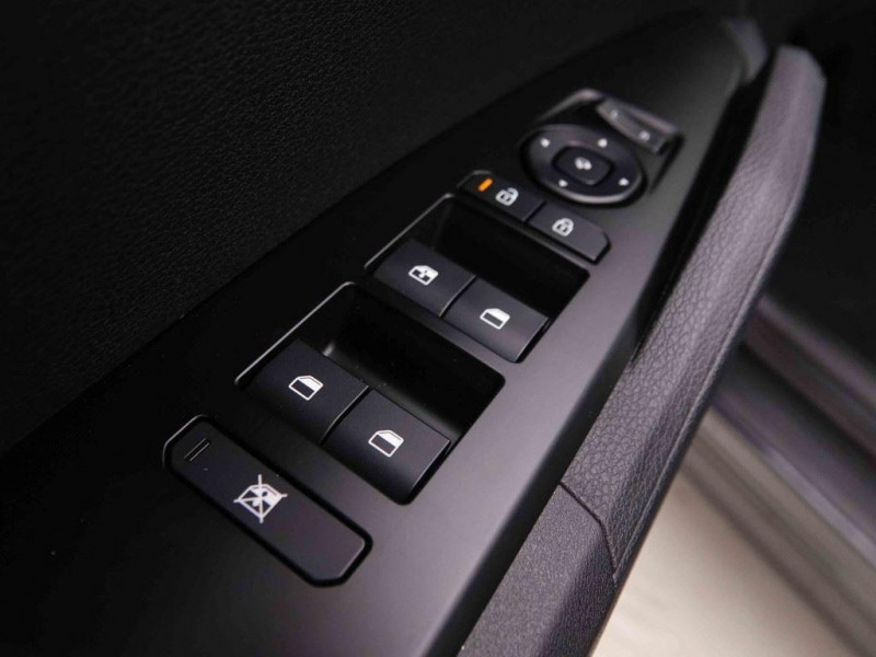 Photo 22 de l'offre de KIA SPORTAGE 1.6T-GDI DCT Pulse Plus New Model à 33948€ chez Carlyss automobiles Vitré