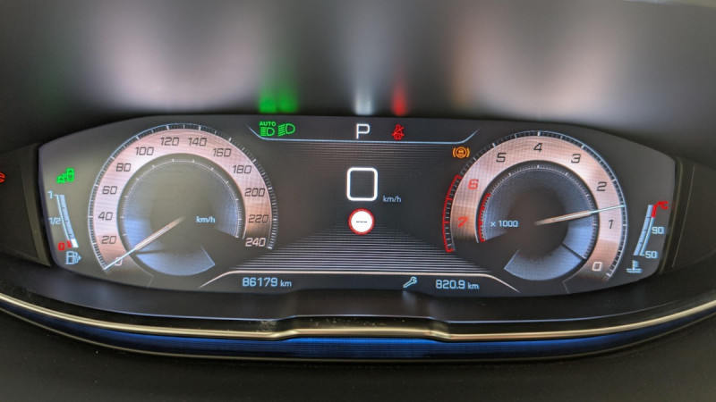 Photo 24 de l'offre de PEUGEOT 3008 Puretech 180ch S&S EAT8 GT Line à 15543€ chez Carlyss automobiles Vitré