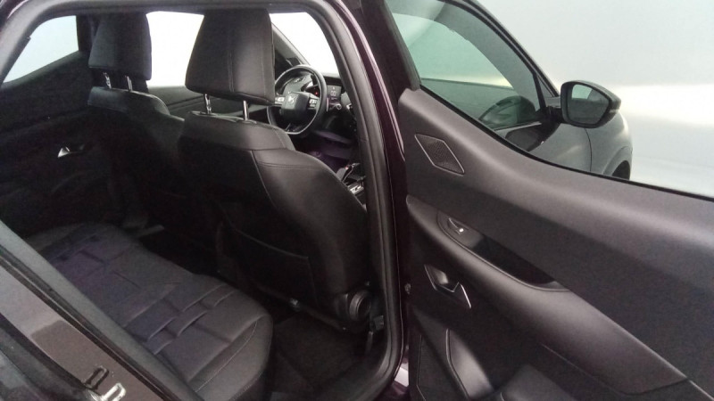 Photo 13 de l'offre de DS DS3 Crossback DS3 Crossback PureTech 155 EAT8 So Chic à 17598€ chez Carlyss automobiles Vitré