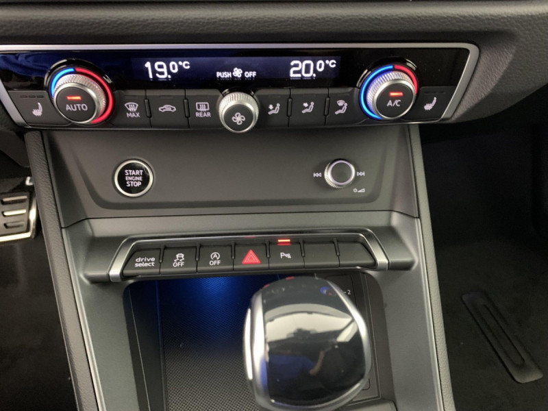 Photo 19 de l'offre de AUDI Q3 Sportback 35 TDI 150 ch S tronic 7 S line à 48598€ chez Carlyss automobiles Vitré