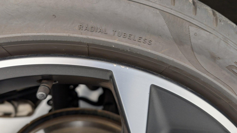 Photo 24 de l'offre de CUPRA Formentor 1.4 e-HYBRID 204 ch DSG6 V à 28088€ chez Carlyss automobiles Vitré