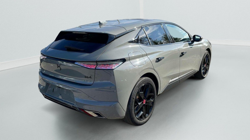 Photo 7 de l'offre de DS DS4 PureTech 130 EAT8 Performance Line+ à 22280€ chez Carlyss automobiles Vitré