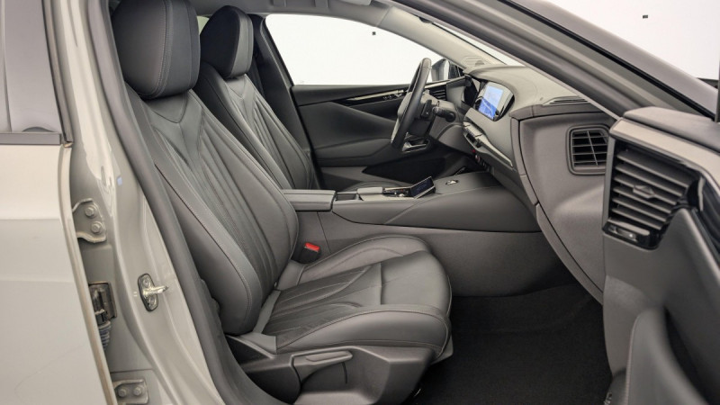 Photo 9 de l'offre de DS DS4 PureTech 130 EAT8 Rivoli à 23978€ chez Carlyss automobiles Vitré