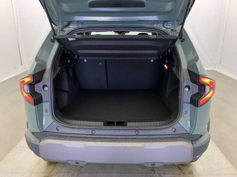 Photo 17 de l'offre de DACIA DUSTER TCe 130 4x4 Expression à 24998€ chez Carlyss automobiles Vitré