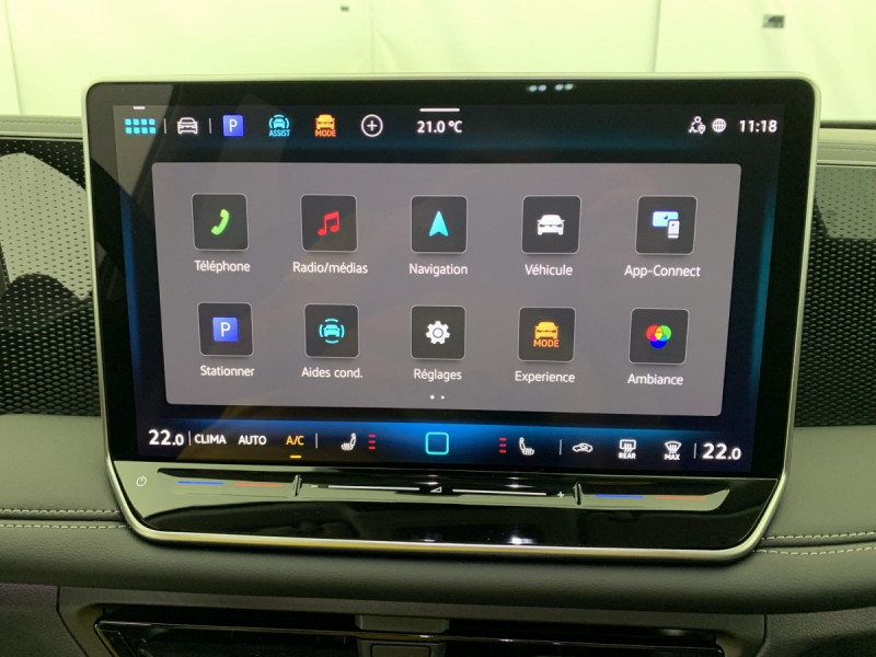 Photo 24 de l'offre de VOLKSWAGEN TIGUAN NOUVEAU 1.5 eTSI 150CV DSG7 LIFE PLUS à 37998€ chez Carlyss automobiles Vitré