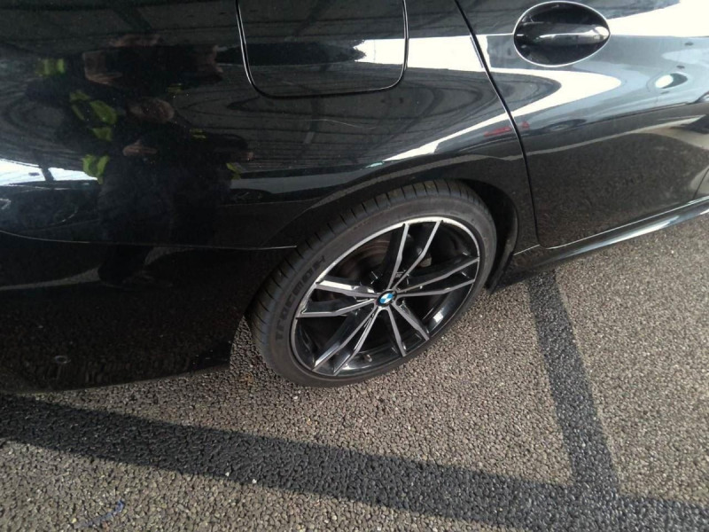 Photo 11 de l'offre de BMW Serie 3 Touring G21 Touring 320d xDrive 190 ch BVA8 M Sport à 45498€ chez Carlyss automobiles Vitré