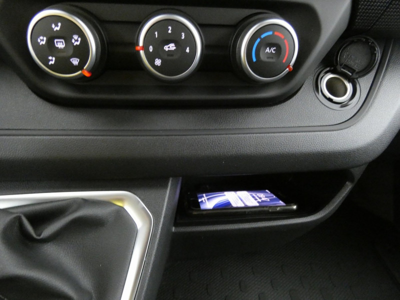 Photo 18 de l'offre de RENAULT TRAFIC FOURGON L2H1 3T BLUE DCI 130 GSR2 ADVANCE à 29757€ chez Carlyss automobiles Vitré