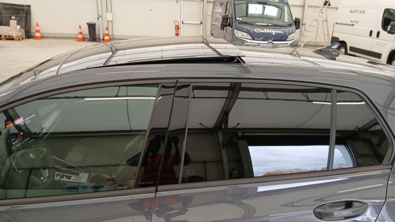 Photo 8 de l'offre de VOLKSWAGEN GOLF Golf 2.0 TDI 150 DSG7 R-Line à 37498€ chez Carlyss automobiles Vitré