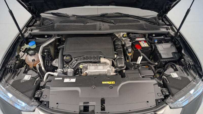 Photo 20 de l'offre de DS DS4 PureTech 130 EAT8 Rivoli à 22426€ chez Carlyss automobiles Vitré