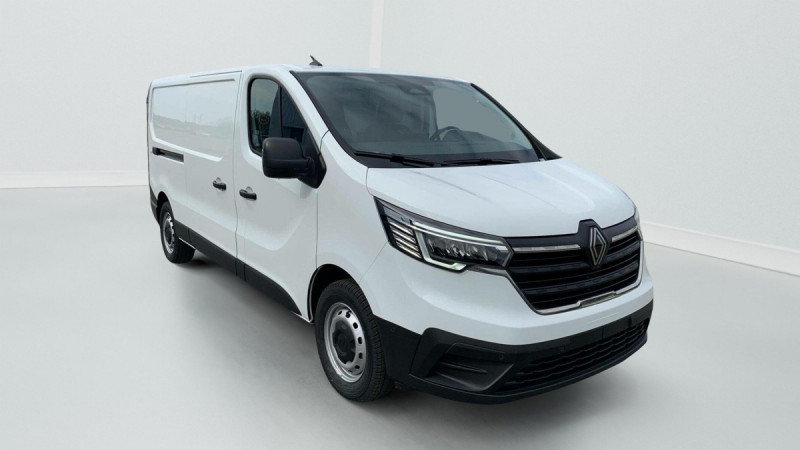 Photo 2 de l'offre de RENAULT TRAFIC FOURGON L2H1 3T BLUE DCI 150 GSR2 ADVANCE à 30837€ chez Carlyss automobiles Vitré