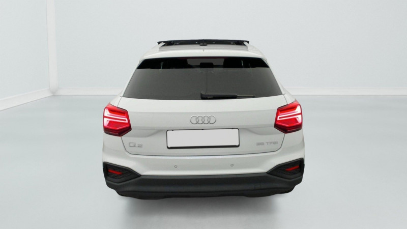 Photo 4 de l'offre de AUDI Q2 35 TFSI 150 S tronic 7 Design à 37098€ chez Carlyss automobiles Vitré