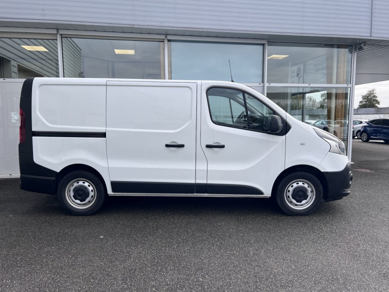 Photo 3 de l'offre de Renault Trafic (3) 15408 euros HT NV FG CF L1H1 1200 Energy dCi 145 à 18490€ chez Carlyss automobiles Vitré