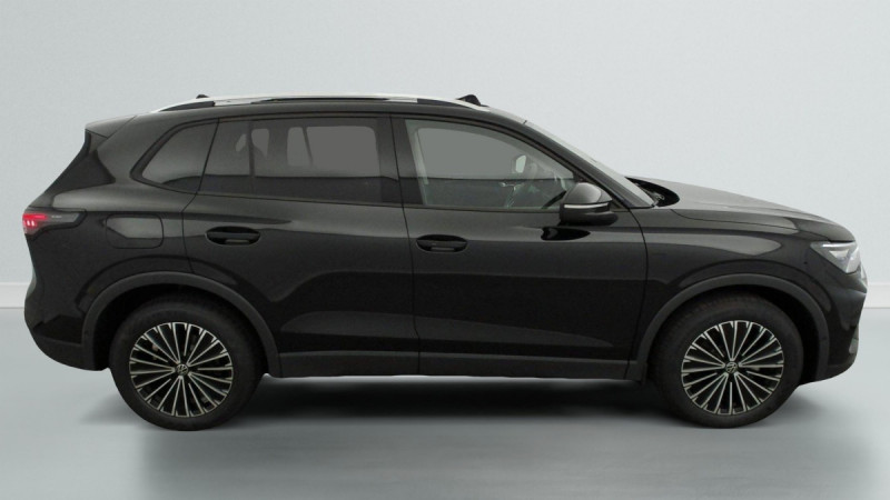 Photo 3 de l'offre de VOLKSWAGEN TIGUAN NOUVEAU 1.5 eTSI 150CV DSG7 LIFE PLUS à 40498€ chez Carlyss automobiles Vitré