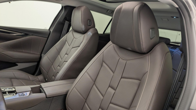 Photo 16 de l'offre de DS DS4 PureTech 130 EAT8 Opera à 24405€ chez Carlyss automobiles Vitré