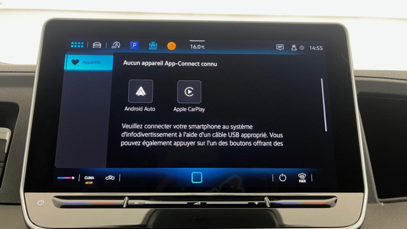 Photo 13 de l'offre de VOLKSWAGEN Crafter VAN 35 L3H3 2.0 TDI 140 CH BUSINESS à 35037€ chez Carlyss automobiles Vitré