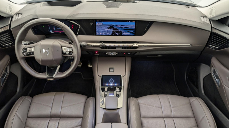 Photo 13 de l'offre de DS DS4 PureTech 130 EAT8 Opera à 24405€ chez Carlyss automobiles Vitré