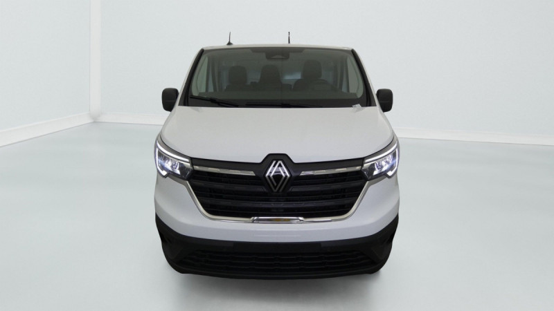 Photo 5 de l'offre de RENAULT TRAFIC FOURGON L2H1 3T BLUE DCI 130 GSR2 ADVANCE à 29757€ chez Carlyss automobiles Vitré