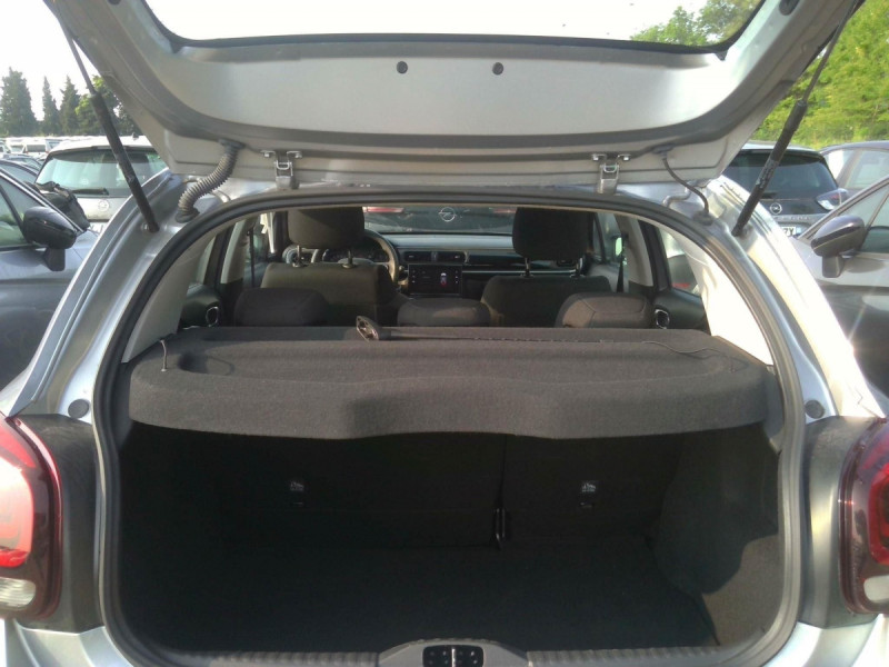 Photo 3 de l'offre de CITROEN C3 PureTech 83 ch BVM5 Plus à 13298€ chez Carlyss automobiles Vitré