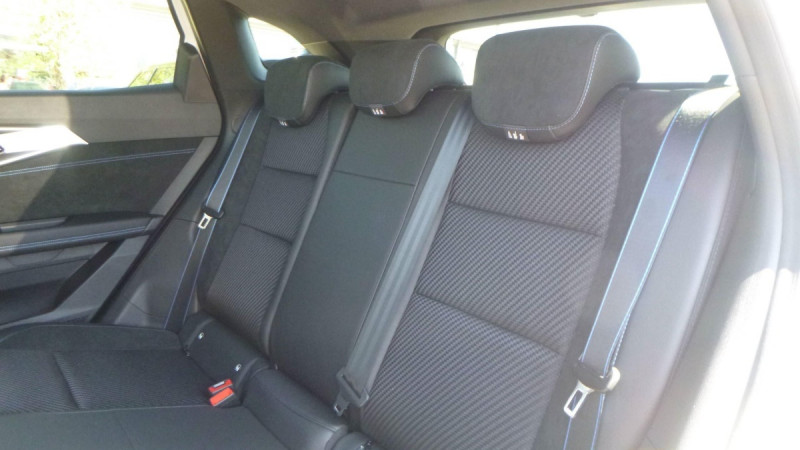 Photo 12 de l'offre de Renault Austral Austral E-Tech full hybrid 200 GSR2 Techno esprit Alpine à 36998€ chez Carlyss automobiles Vitré