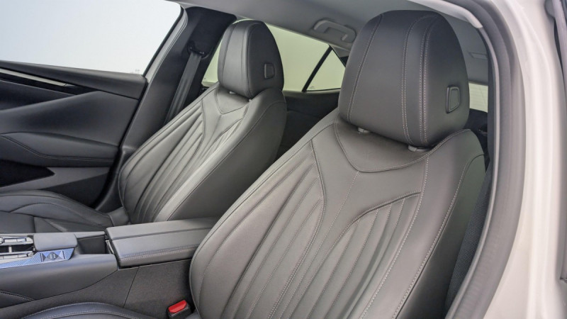 Photo 16 de l'offre de DS DS4 PureTech 130 EAT8 Rivoli à 22855€ chez Carlyss automobiles Vitré