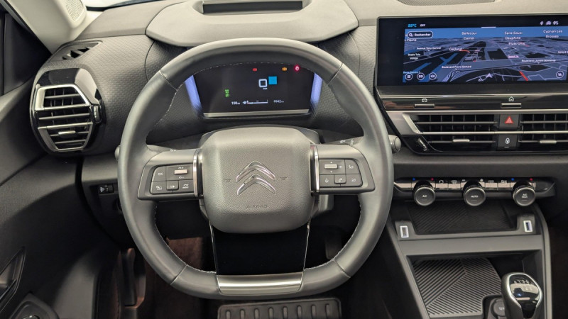 Photo 14 de l'offre de CITROEN C4 PureTech 130 S&S BVM6 Shine à 15978€ chez Carlyss automobiles Vitré