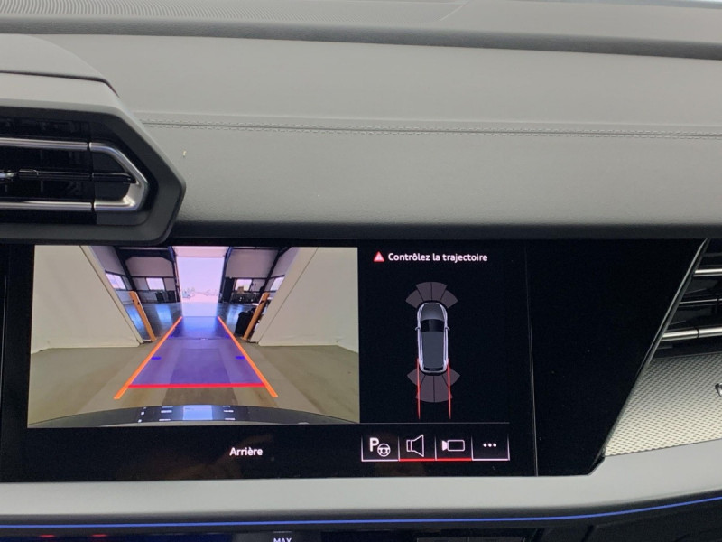 Photo 21 de l'offre de AUDI A3 SPORTBACK NOUVELLE 45 TFSI E HYBRIDE RECHARGEABLE 272 S TRONIC 6 S LINE à 45498€ chez Carlyss automobiles Vitré