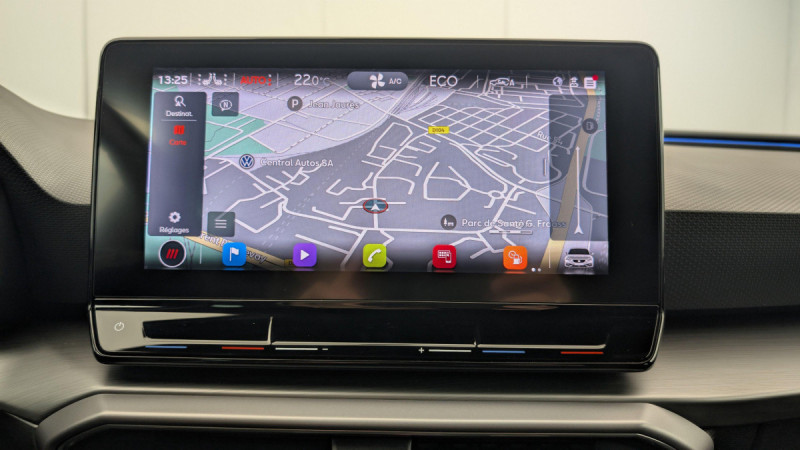 Photo 17 de l'offre de SEAT Leon E-HYBRID 204 CH DSG6 FR à 22143€ chez Carlyss automobiles Vitré