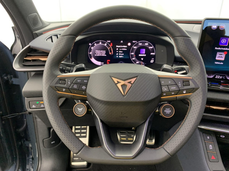 Photo 23 de l'offre de Cupra Terramar 1.5 eTSI Hybrid 150 ch DSG7 V à 35998€ chez Carlyss automobiles Vitré