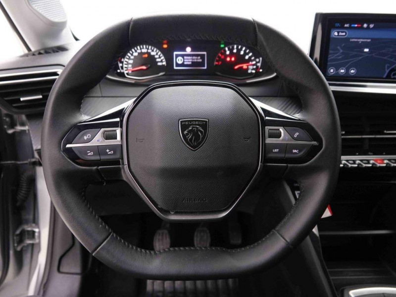 Photo 7 de l'offre de PEUGEOT 208 PureTech 100 S&S BVM6 Active à 17498€ chez Carlyss automobiles Vitré