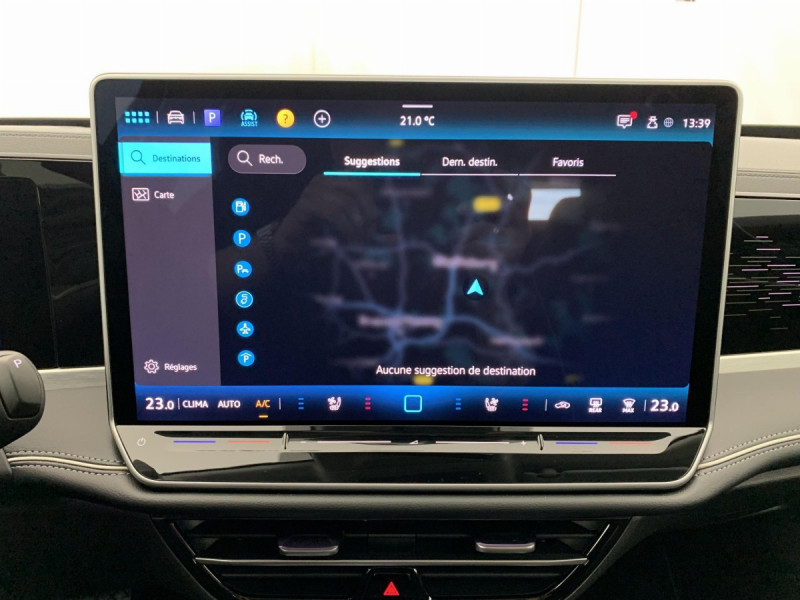 Photo 17 de l'offre de VOLKSWAGEN Passat 1.5 eTSI OPF 150 DSG7 Elegance à 39598€ chez Carlyss automobiles Vitré