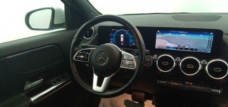 Photo 6 de l'offre de MERCEDES-BENZ GLA 200 D 8G-DCT PROGRESSIVE LINE à 35598€ chez Carlyss automobiles Vitré