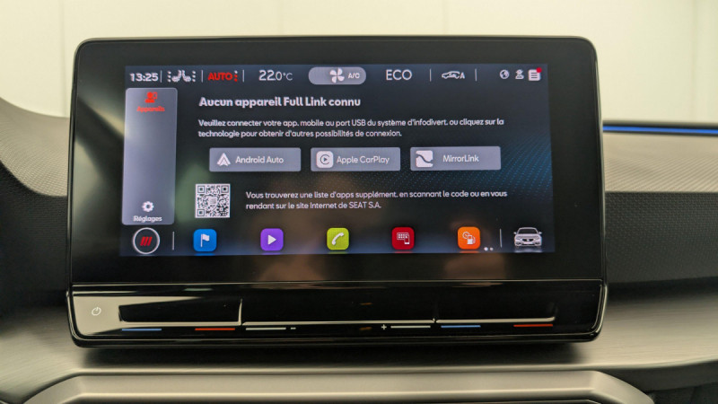 Photo 19 de l'offre de SEAT Leon E-HYBRID 204 CH DSG6 FR à 22143€ chez Carlyss automobiles Vitré